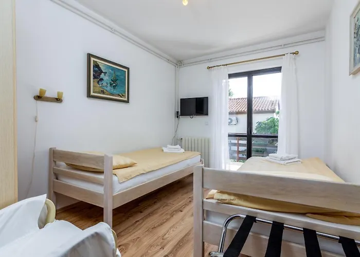 Pjescana Uvala 7349a Apartment